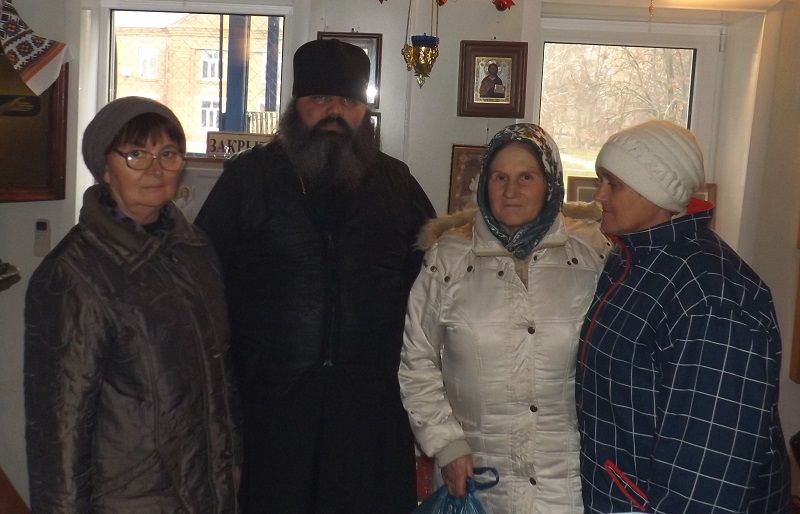Благотворительная помощь была роздана в Смоленском храме станицы Шумилинской