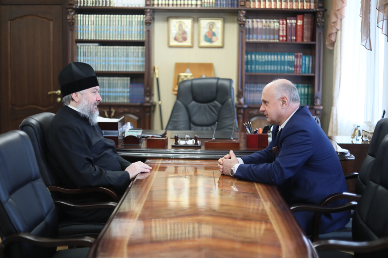 Епископ Симон и глава Администрации Ольхово-Рогского сельского поселения С.Н. Морозов обсудили восстановление храма в слободе Ольховый Рог