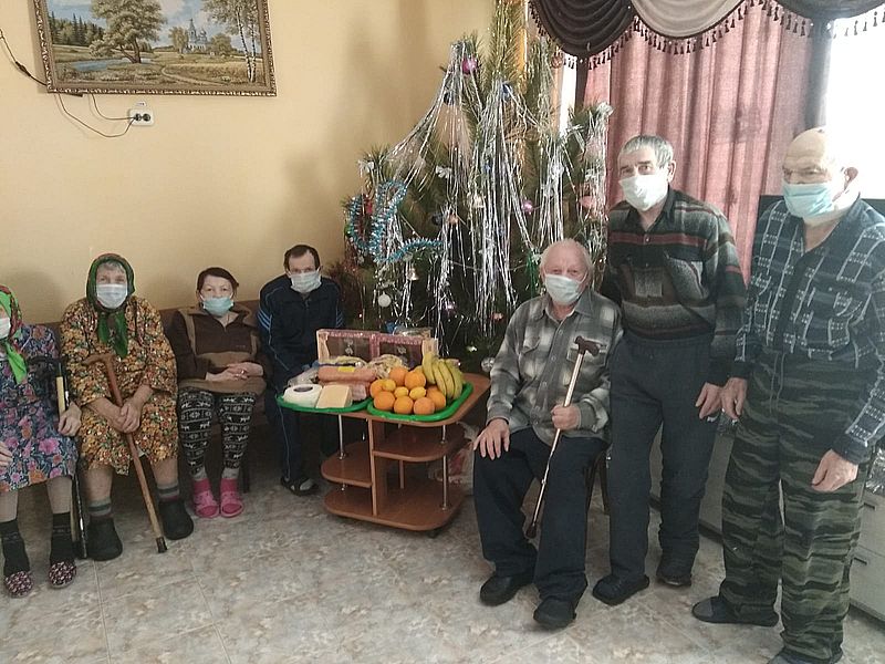 Посещение дома престарелых в хуторе Колундаевском в Рождественские дни