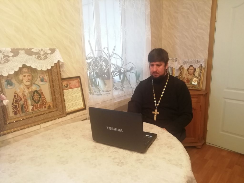 Протоиерей Александр Барановский принял участие в онлайн семинаре на тему «Пастырское окормление зараженных covid-19 на дому и в больнице»