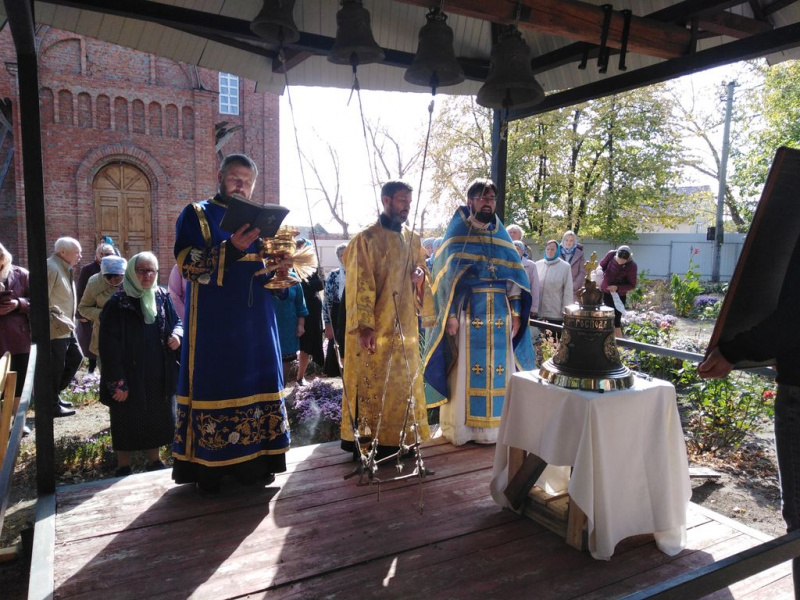 Праздник Покрова Пресвятой Богородицы отпраздновал Никольский храм сл. Кашары