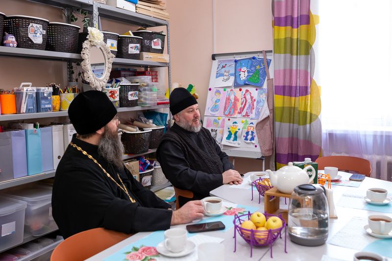 Преосвященнейший епископ Симон провел рабочее совещание с директором автономной некоммерческой организации «ФИНИСТ»