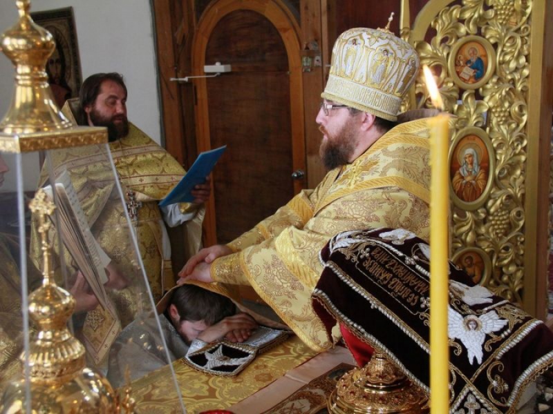 В день Космы и Дамиана епископ Инатий совершил Литургию в Покровском кафедральном соборе