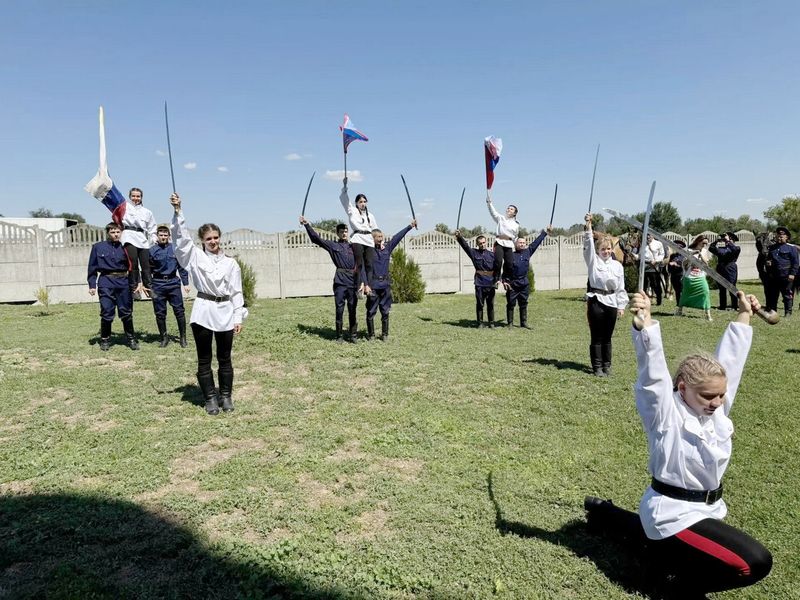В Миллеровском юрте прошла церемония посажения на коня