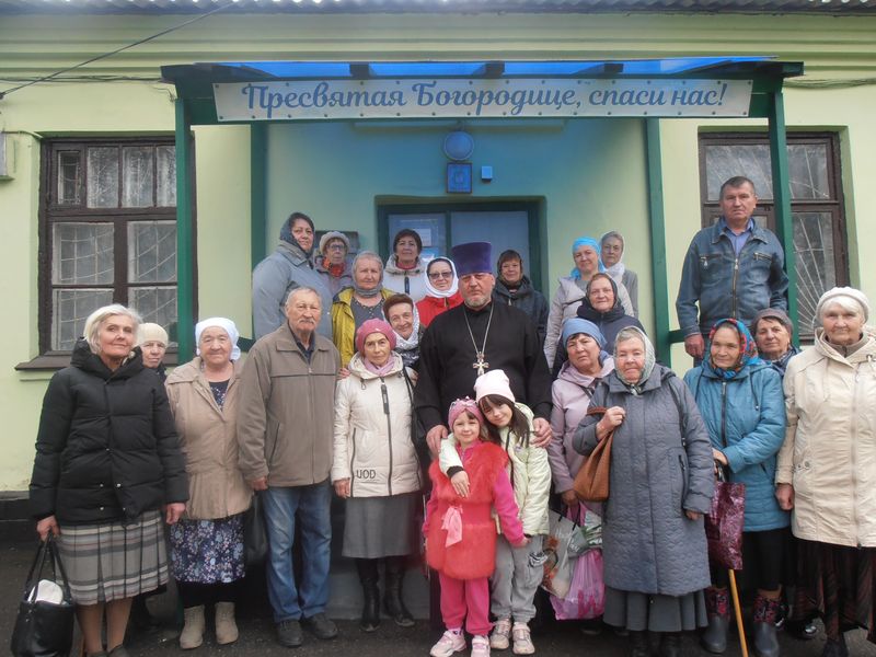 Священник провёл беседу о молитве и духовной жизни с прихожанами