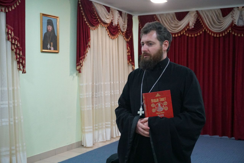 Прошли первые занятия «Просветительских курсов» при Покровском кафедральном соборе города Шахты