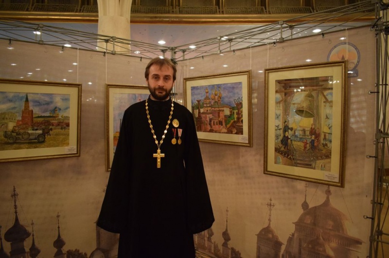 Работы победителей XIII Международного конкурса детского творчества «Красота Божьего мира» от Шахтинской епархии были представлены на выставке лучших работ в Храме Христа Спасителя