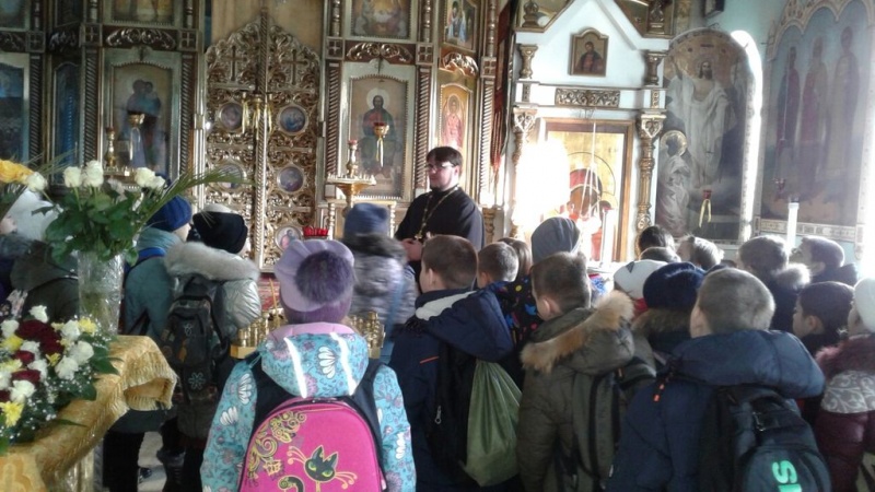 Храм в честь святителя Николая г. Шахты в рамках изучения ОПК посетили ученики школы № 25