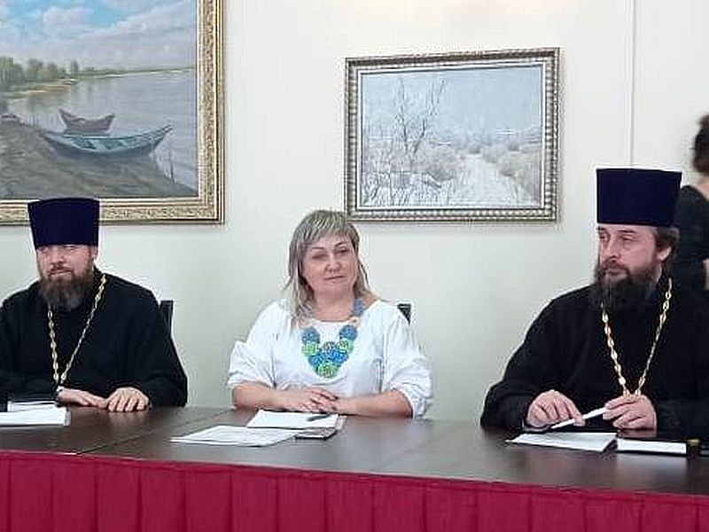 Председатель ЕОРОиК и эксперты Шахтинской епархии приняли участие в организационном заседание экспертной комиссии первого этапа XIX Всероссийского конкурса «За нравственный подвиг учителя»
