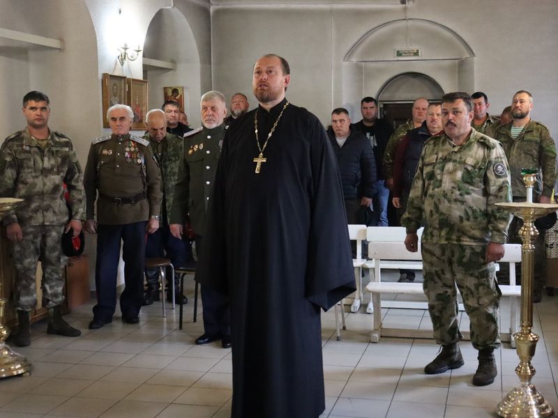 Традиционная встреча с казаками станицы Мало-Несветаевская
