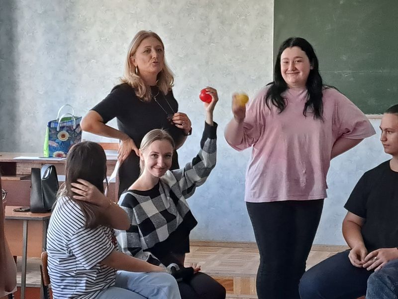 В рамках проекта «Территория надежды» состоялось мероприятие, направленное на поддержку добровольцев, оказывающих помощь нуждающимся в гуманитарном центре Донецка.