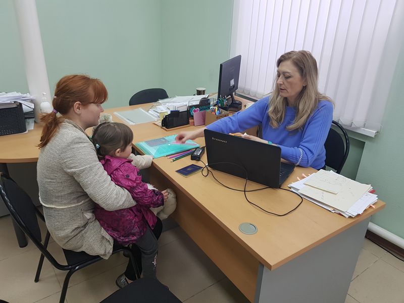 В Шахтинской епархии оказывается квалифицированная психологическая поддержка беженцев и вынужденных переселенцев из Донбасса и Украины