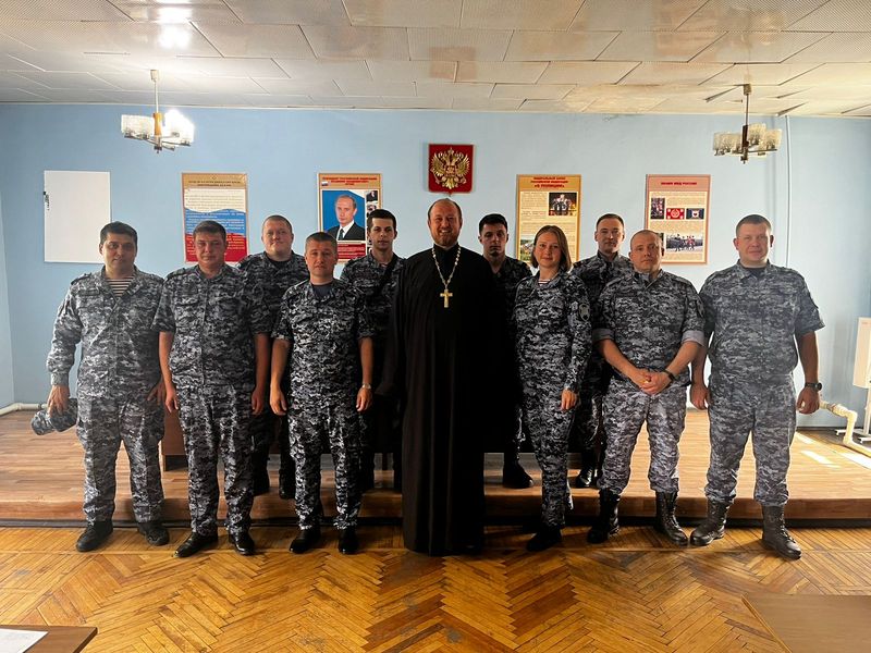 Беседа с сотрудниками ОВО по городу Новошахтинску в день Крещения Руси