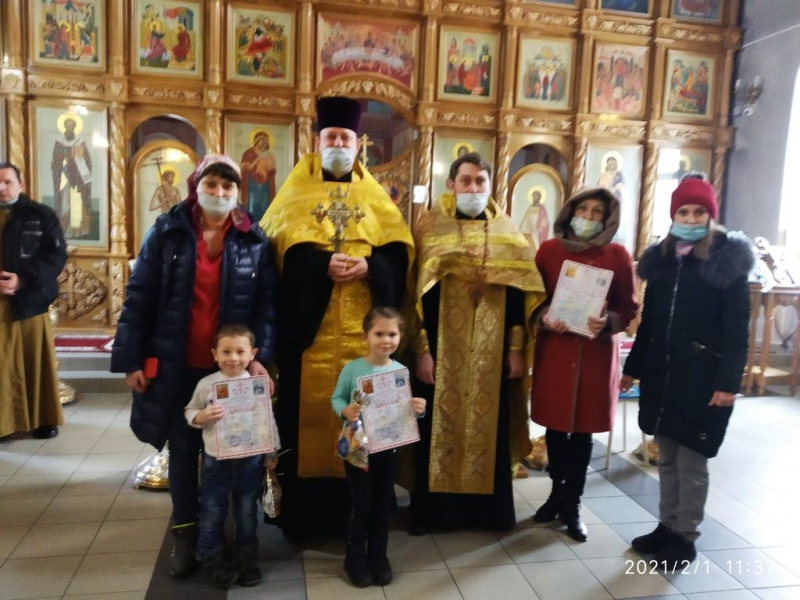 В Новошахтинском благочинии завершился открытый городской фестиваль православной культуры и творчества «Рождественская звезда 2021»