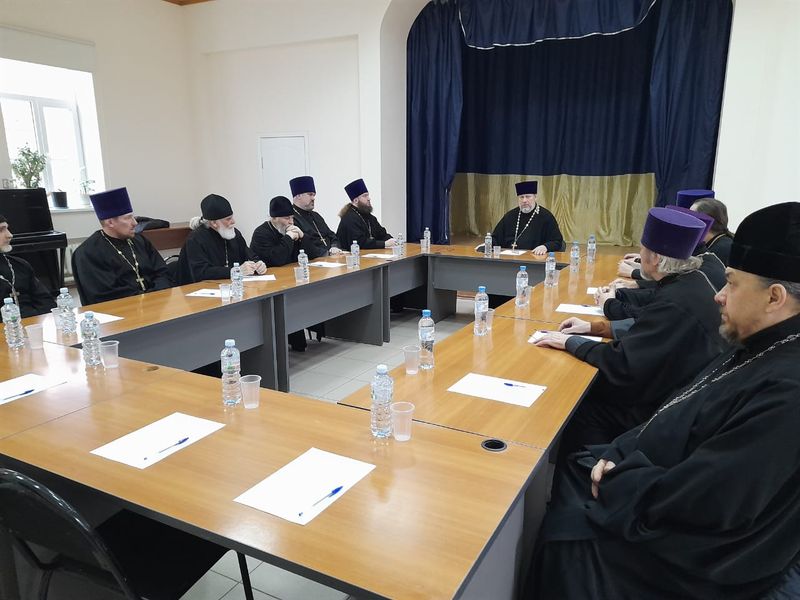 Состоялось очередное собрание духовенства Каменского и Каменск-Шахтинского благочиний