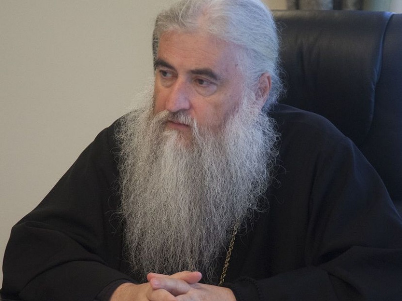 ТЕСНЫМИ ВРАТАМИ Митрополит Саратовский Лонгин об охлаждении к вере и церковной жизни