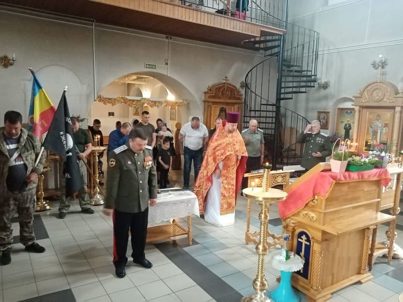 Традиционная встреча и приведение к присяге казаков станицы Мало-Несветаевская