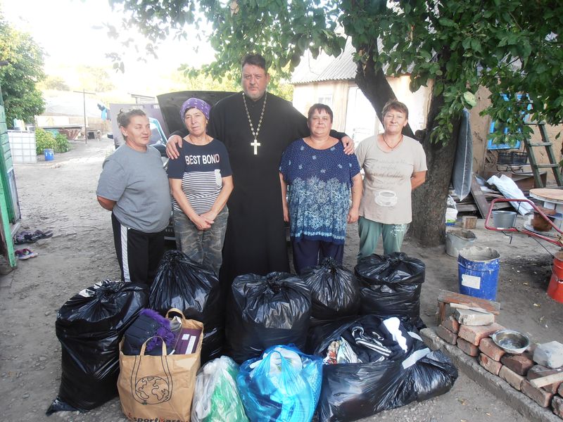 Добровольцы «Общины Милосердия» провели благотворительную акцию «Путь Добра» в Каменске-Шахтинском