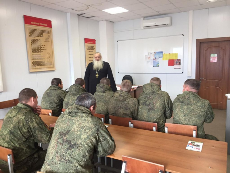 68-танковый полк Войсквовой части 91714 с пастырским визитом посетил иеромонах Николай (Наметышев)