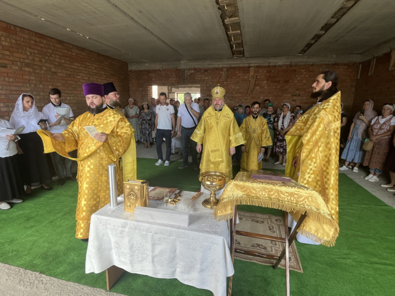 Храм преподобного Антония Великого в станице Манычской будет обустроен в полном соответствии с особенностями здоровья детей инвалидов