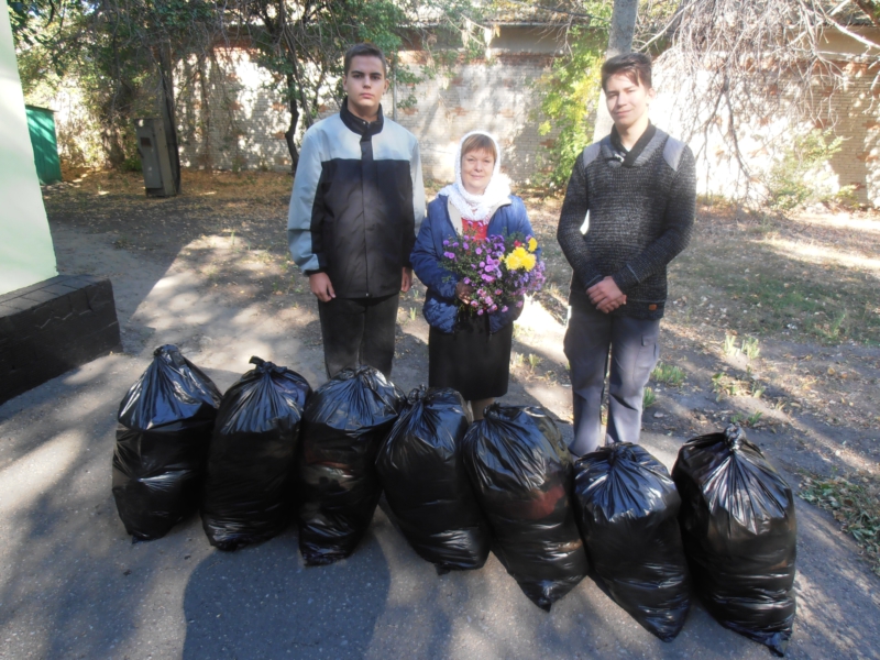 Волонтеры доставили помощь нуждающимся в села Каменского района