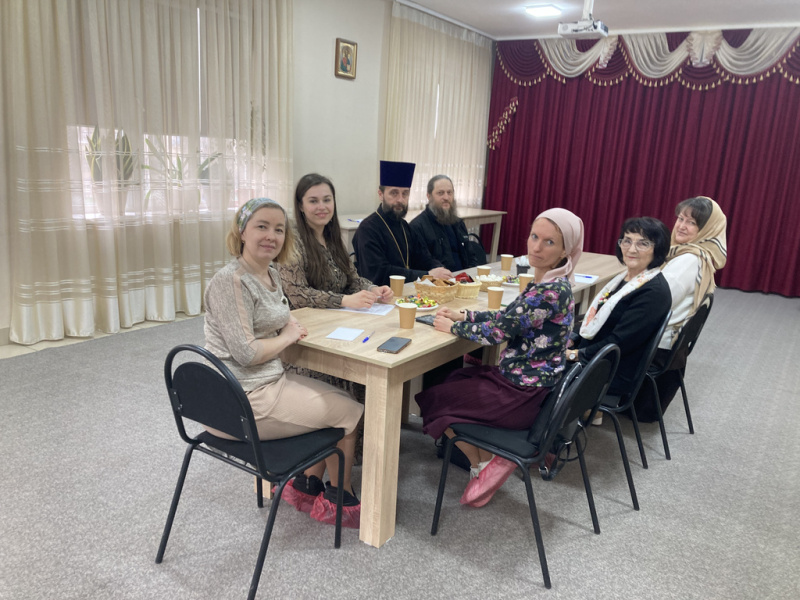 Совещание председателя ЕОРОиК с педагогами воскресных школ по вопросам религиозного образования