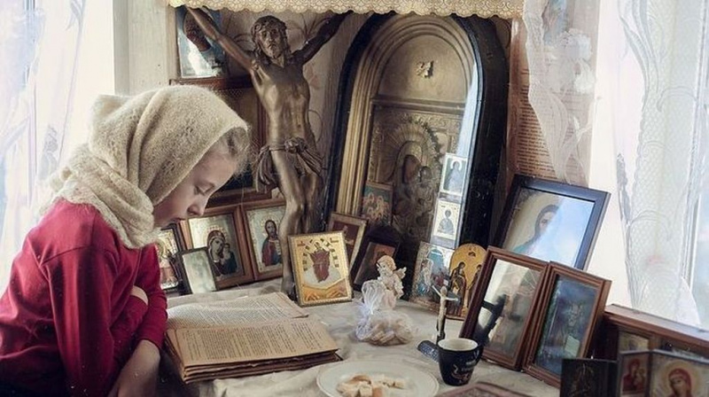 ДОМАШНЕЕ БОГОСЛУЖЕНИЕ ВОСКРЕСНОГО ДНЯ