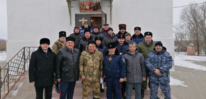 В храме Успения Пресвятой Богородицы села Алексеевка Октябрьского района прошел первый Большой круг казаков Алексеевского сельского поселения
