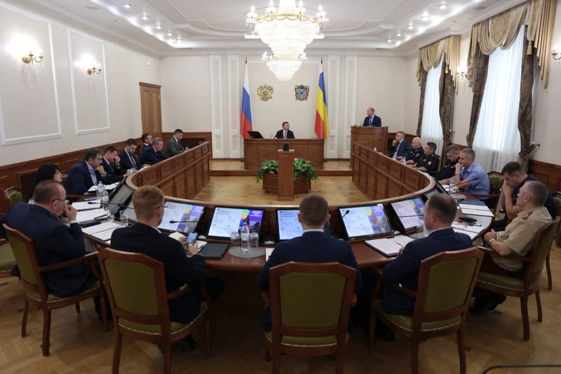 Благочинный приходов Нижнедонского округа принял участие в заседании антинаркотической комиссии