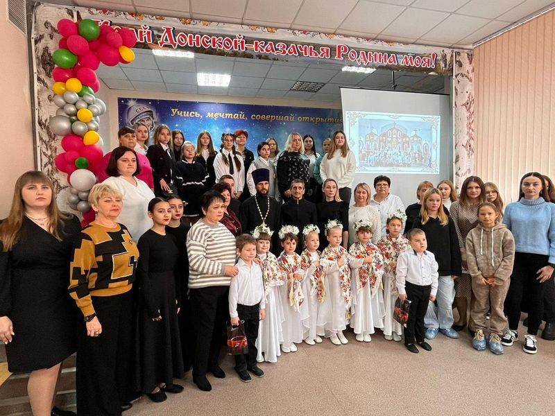 В школе школы № 14 города Шахты прошла секция Димитриевских образовательных чтений: «Память и духовный опыт поколений»