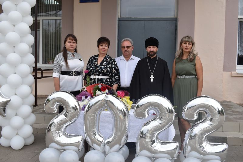 Учащихся школы № 22 п. Горный в начале учебного года напутствовал иеромонах Арсений (Алимов)