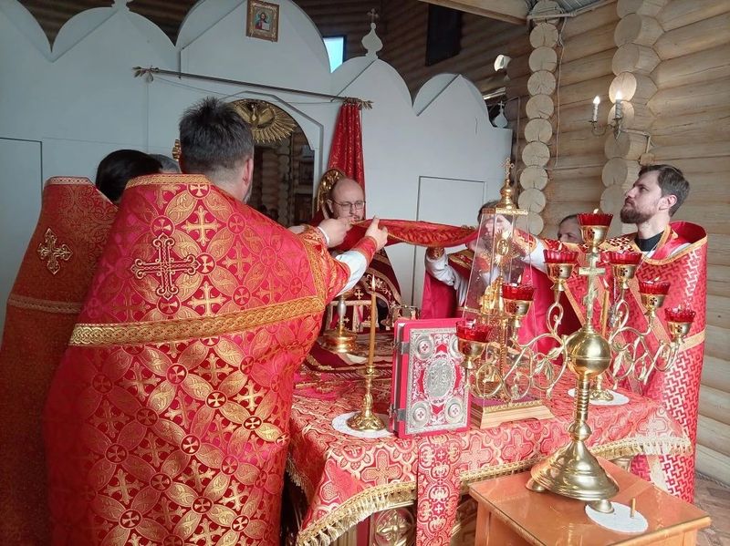 В Красном Сулине прошло соборное богослужение духовенства Сулинского благочиния