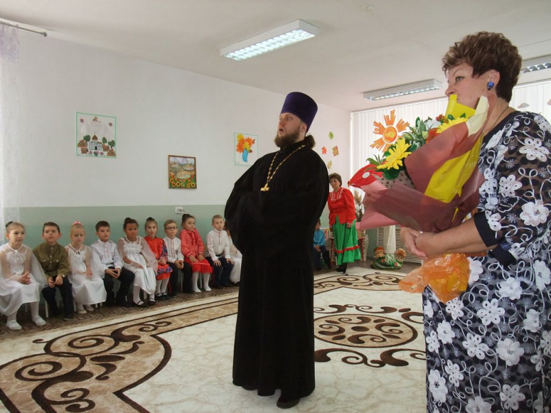 В детском саду № 27 г. Каменск-Шахтинский прошли мероприятия, посвященные празднику Покрова Пресвятой Богородицы