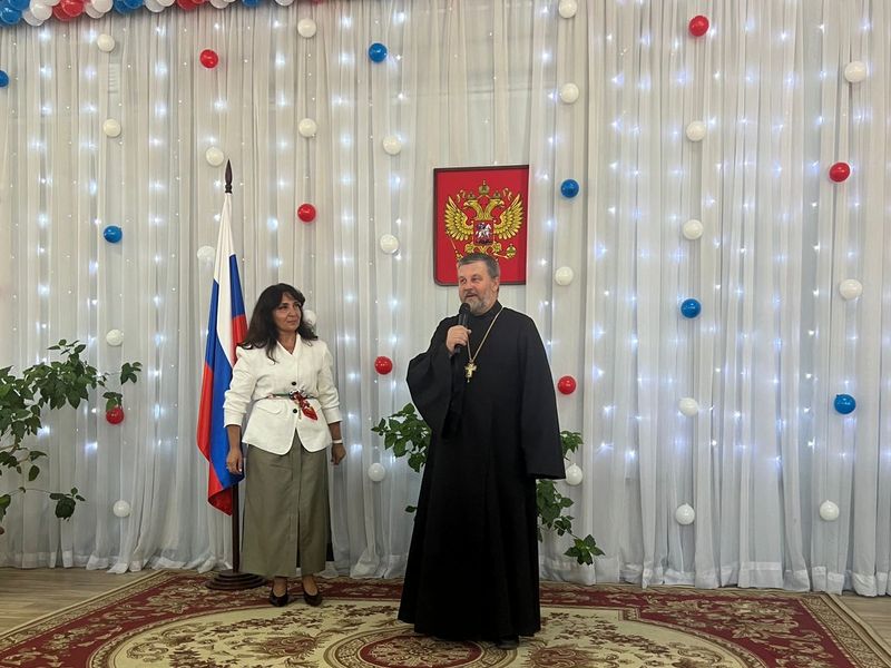 День Знаний в школе №43 поселка Майский