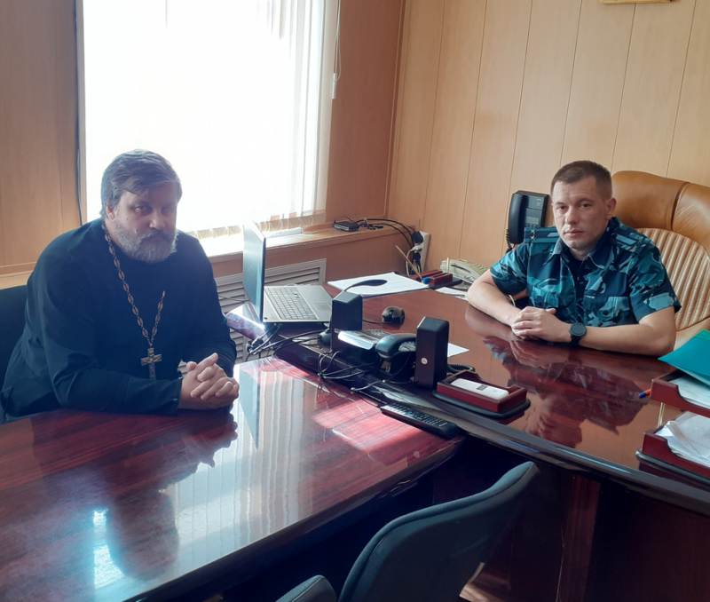 Протоиерей Сергий Сергошин провел рабочую встречу с начальником исправительного трудового учреждения № 20 г. Шахты