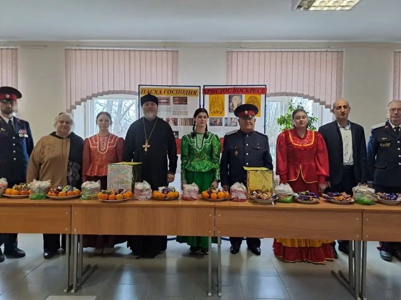 В Миллеровском казачьем кадетском техникуме прошли пасхальные мероприятия