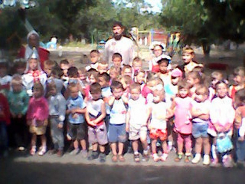 Воспитанники воскресной школы в детском саду показали мини-спектакль по случаю Крещения Руси