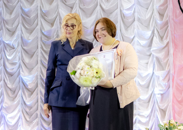 Регенту Покровского кафедрального собора вручили благодарственное письмо