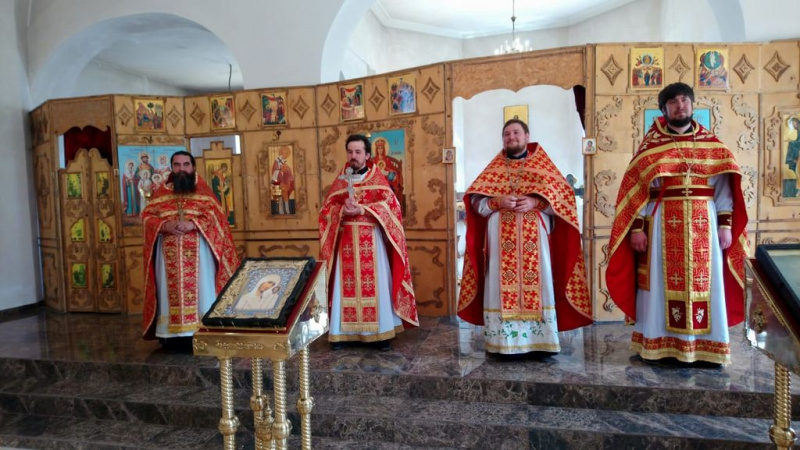 В храме Державной иконы Божией Матери г. Донецка была совершена панихида по всем погибшим в Великой Отечественной войне