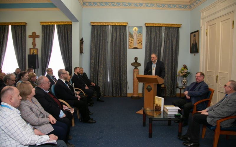 Древлехранитель Шахтинской епархии, один из соавторов Энциклопедии Императорского Православного Палестинского Общества, принял участие в презентации издания