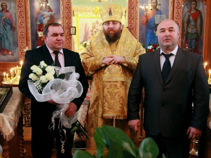 В день памяти святителя Николая Чудотворца епископ Игнатий совершил Литургию в Никольском храме хутора Гуково