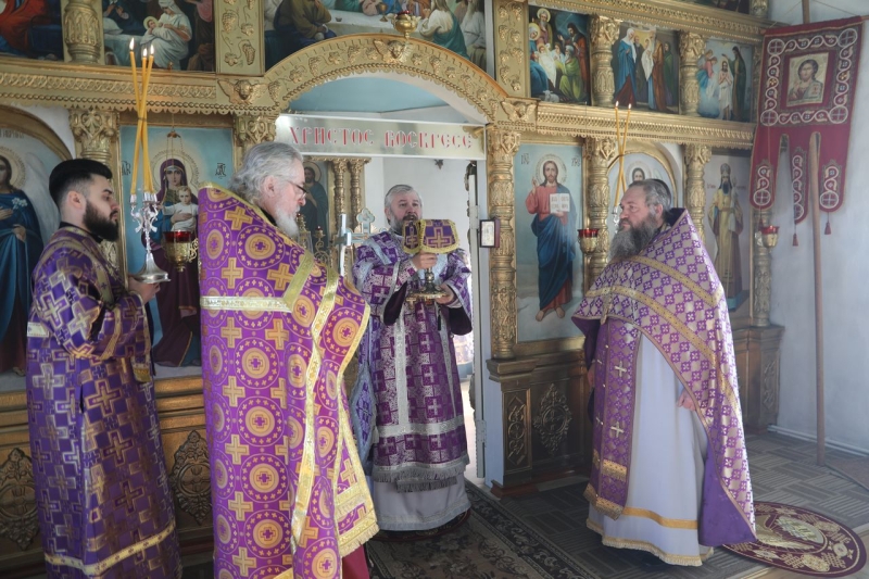 В дни Великого поста епископ Симон с архипастырским визитом посетил приход святителя Тихона Задонского пос. Тарасовский