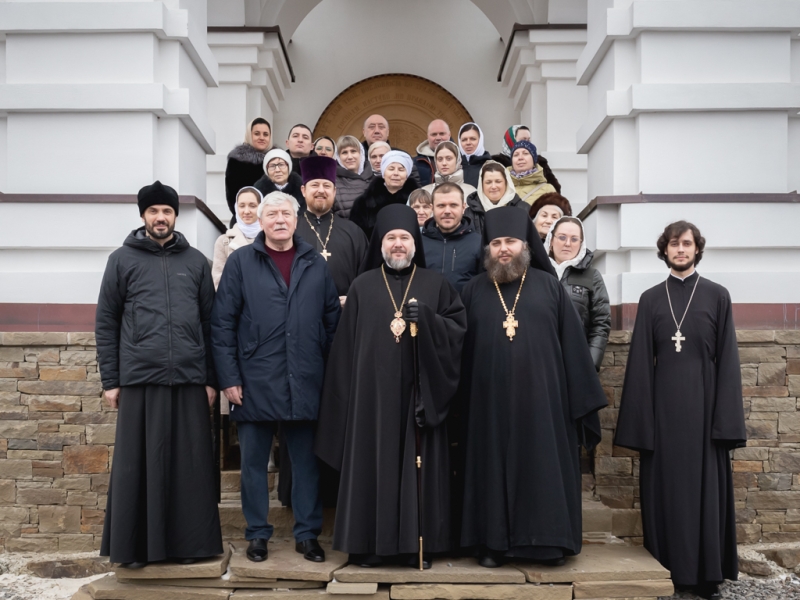 С архипастырским визитом Преосвященнейший епископ Симон посетил храмовый комплекс в честь образа Божией Матери «Взыскание погибших» в пос. Сидорово-Кадамовский