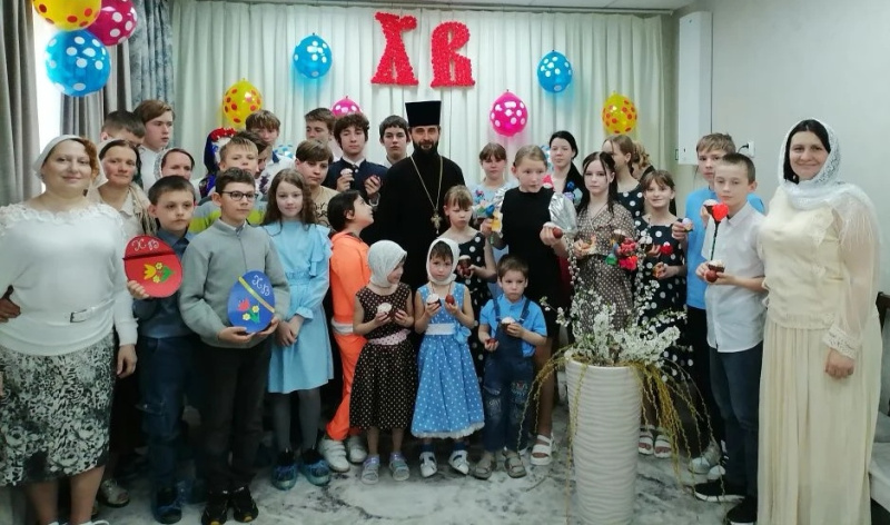 Светлая Пасха в детском приюте «Огонёк»: добрая традиция продолжается