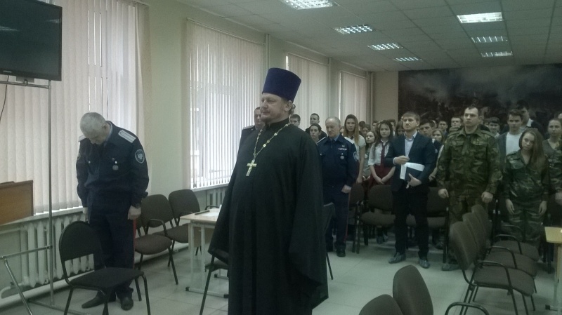 Благочинный Александровск-Грушевского округа принял участие в собрании молодежной организации «Донцы»