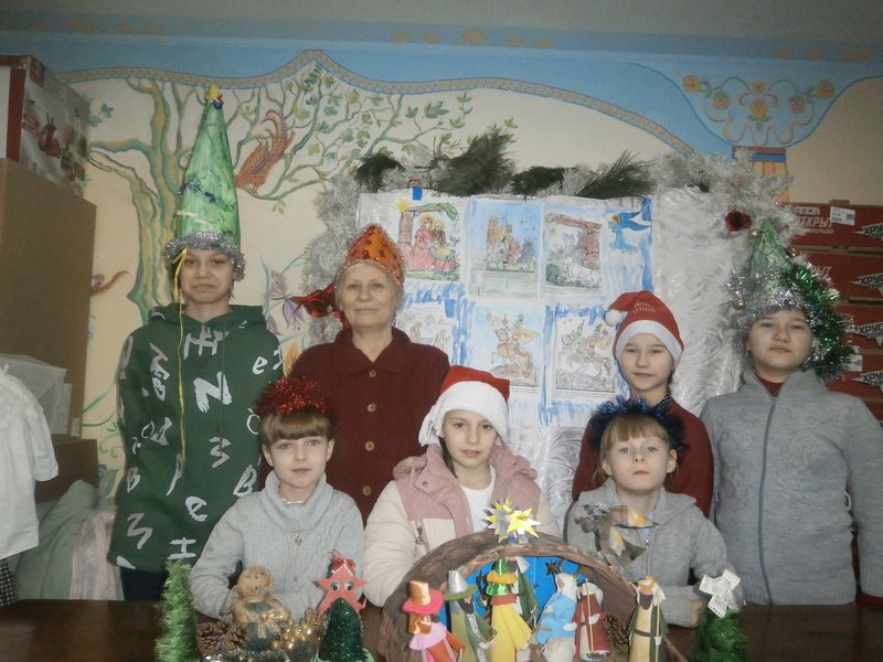 «В след за пастухами». В воскресной школе «Держава» прошел рождественский утренник