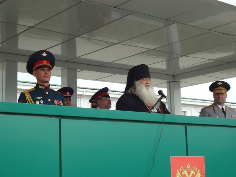 Духовенство епархии приняло участие в мероприятиях по случаю начала летнего периода обучения в 150 мотострелковой дивизии