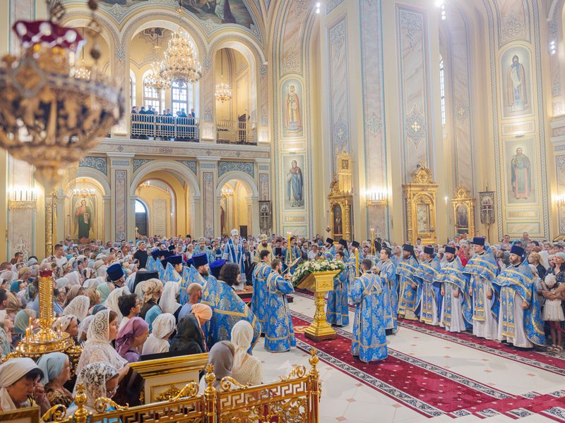 Преосвященнейший епископ Симон принял участие в торжестве по случаю принесения на Донскую землю Казанской иконы Божией Матери