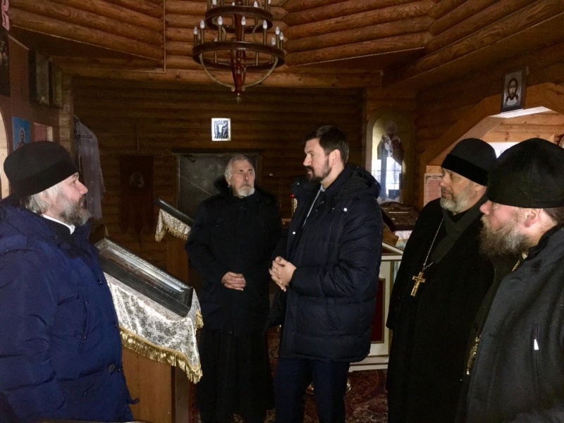 Преосвященнейший епископ Симон с рабочим визитом посетил храм в честь святого апостола Иоанна Богослова хутора Красный