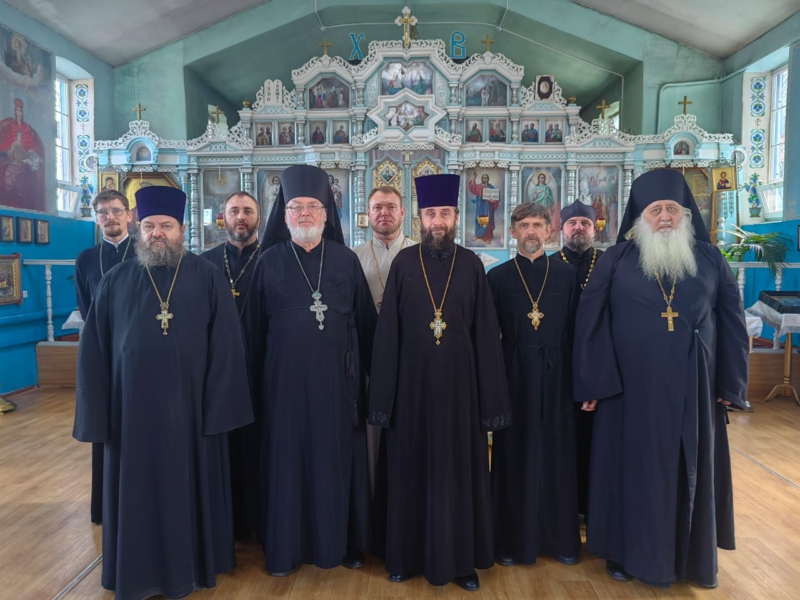 В храме Архистратига Михаила поселка Каменоломни прошло собрание духовенства Нижнедонского благочиния